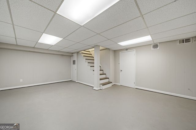 1447 Brook Valley Lane NE, Atlanta, GA 30324
