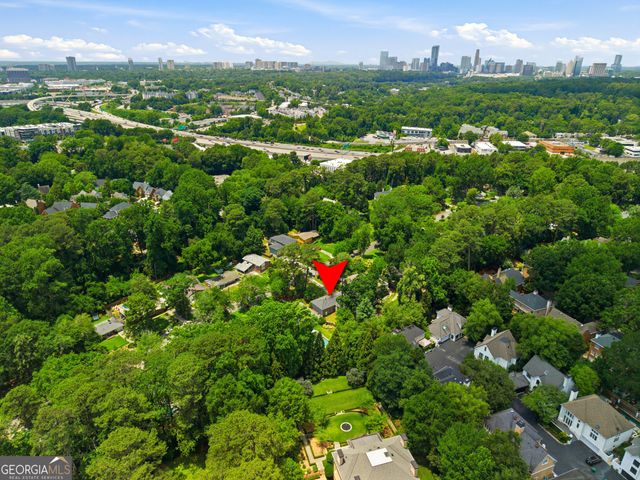 1447 Brook Valley Lane NE, Atlanta, GA 30324