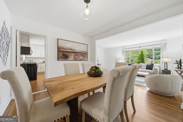 1447 Brook Valley Lane NE, Atlanta, GA 30324