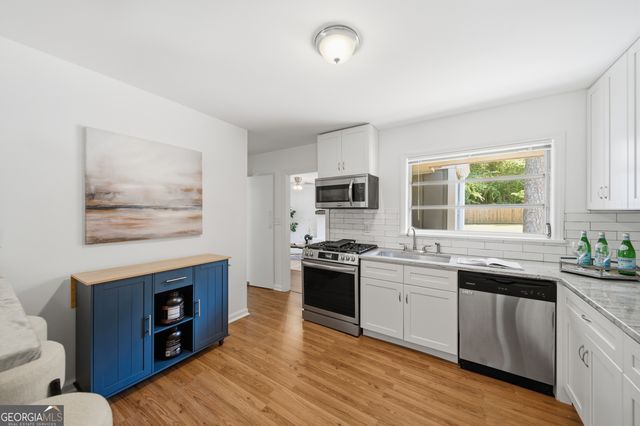 1447 Brook Valley Lane NE, Atlanta, GA 30324