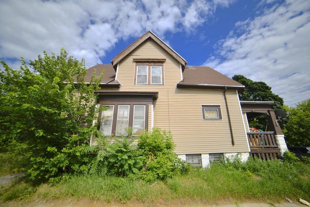 1216 W Chambers STREET, Milwaukee, WI 53206