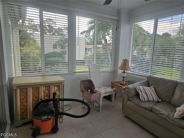7400 College PKWY 74D, Fort Myers, FL 33907