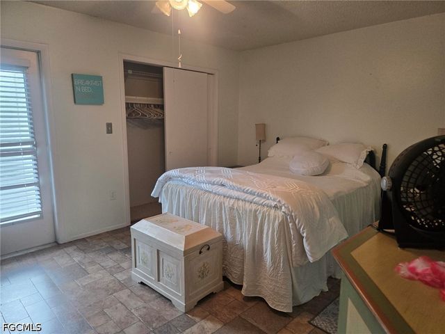 7400 College PKWY 74D, Fort Myers, FL 33907