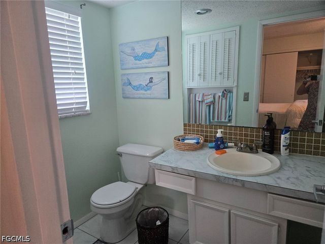 7400 College PKWY 74D, Fort Myers, FL 33907