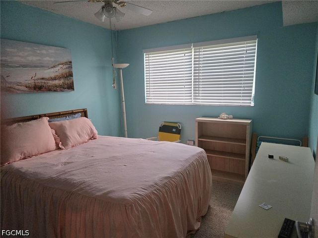 7400 College PKWY 74D, Fort Myers, FL 33907