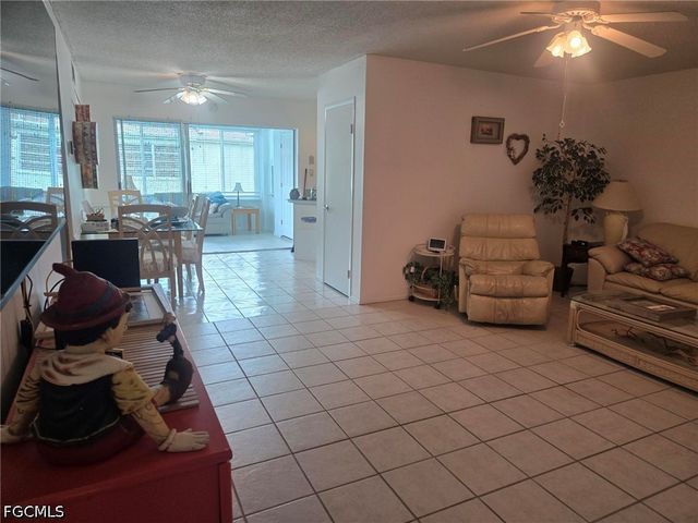 7400 College PKWY 74D, Fort Myers, FL 33907