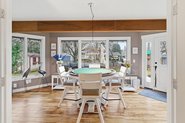 7361 Hunters Run, Eden Prairie, MN 55346