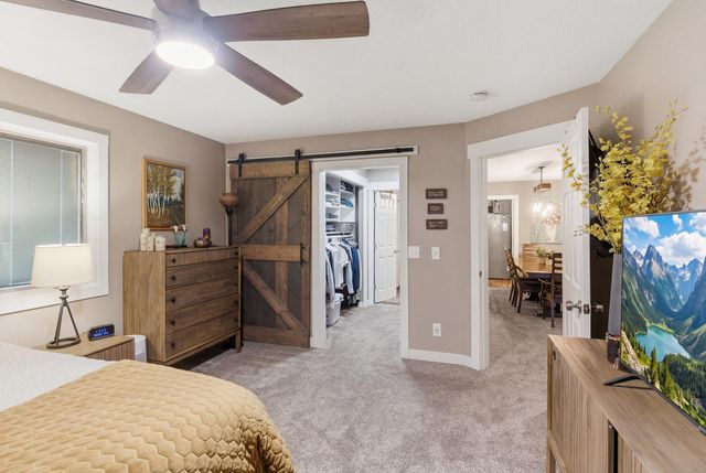 7361 Hunters Run, Eden Prairie, MN 55346