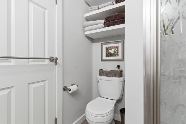 7361 Hunters Run, Eden Prairie, MN 55346