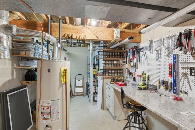 7361 Hunters Run, Eden Prairie, MN 55346