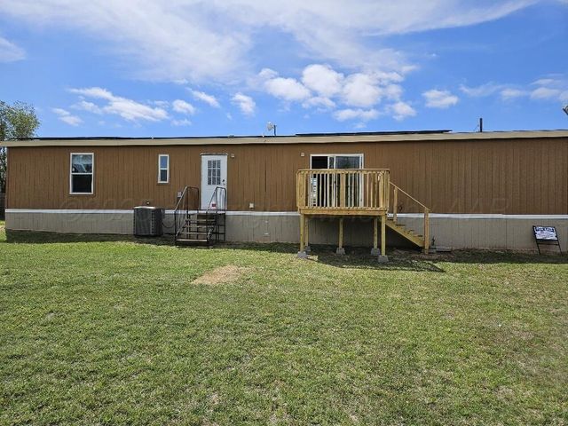 108 N Canadian Street, Wheeler, TX 79096