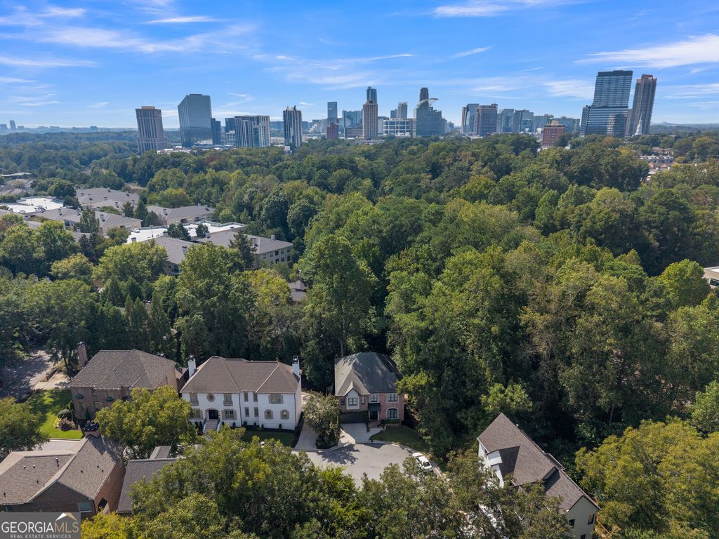 1251 Brookhaven Hideaway Court NE, Atlanta, GA 30319 — photo 3