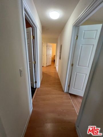 17355 Lemac Street, Northridge (los Angeles), CA 91325