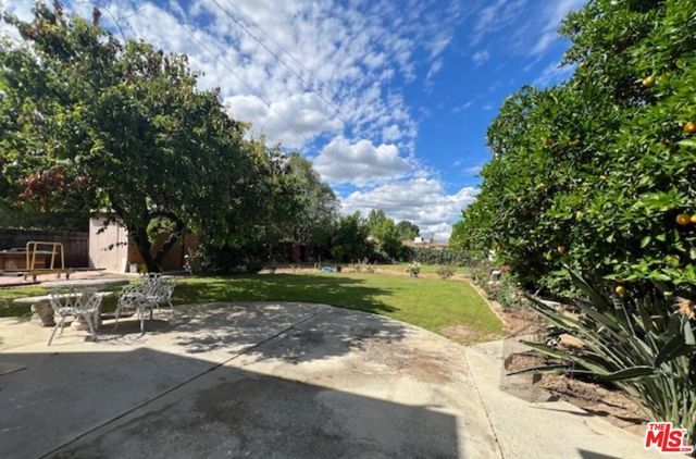 17355 Lemac Street, Northridge (los Angeles), CA 91325