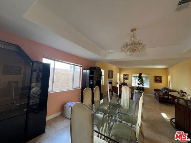 17355 Lemac Street, Northridge (los Angeles), CA 91325
