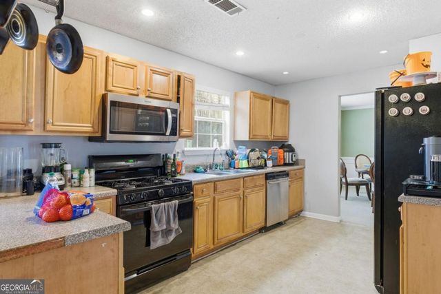 645 Wildboar Court, Fairburn, GA 30213