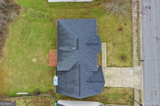 645 Wildboar Court, Fairburn, GA 30213