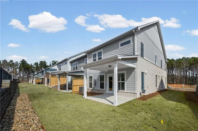 5669 Tillman Way, Powder Springs, GA 30127