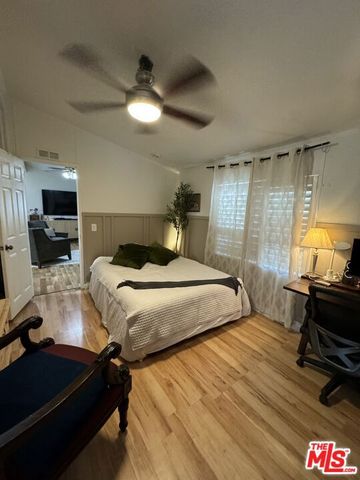 25000 Hawkbryn Avenue 88, Newhall (santa Clarita), CA 91321