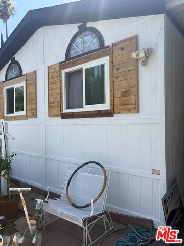 25000 Hawkbryn Avenue 88, Newhall (santa Clarita), CA 91321