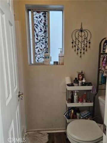 18307 Burbank Boulevard 41, Tarzana (los Angeles), CA 91356