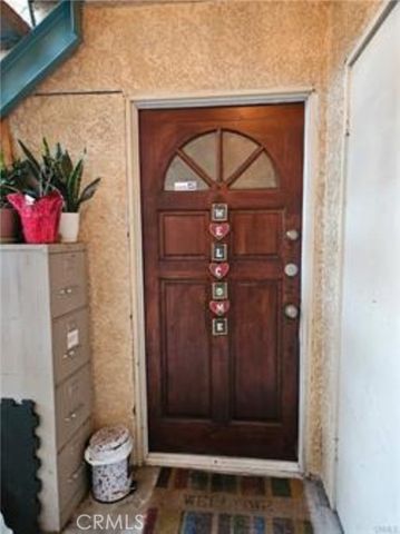 18307 Burbank Boulevard 41, Tarzana (los Angeles), CA 91356