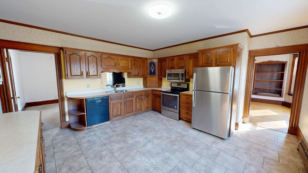 65 Jefferson Street, Lewiston, ME 04240 — photo 4