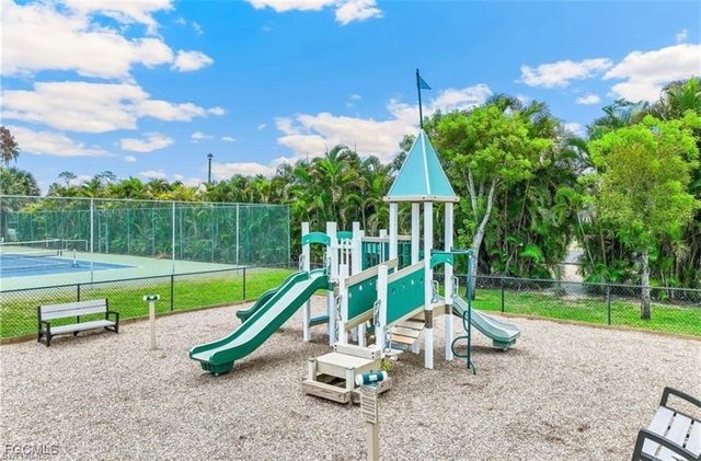 6152 Park RD, Fort Myers, FL 33908