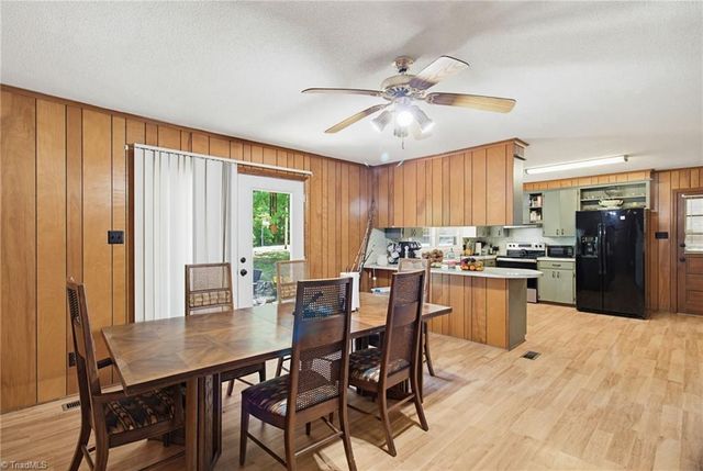 605 Clarksbury Church Road, Thomasville, NC 27360