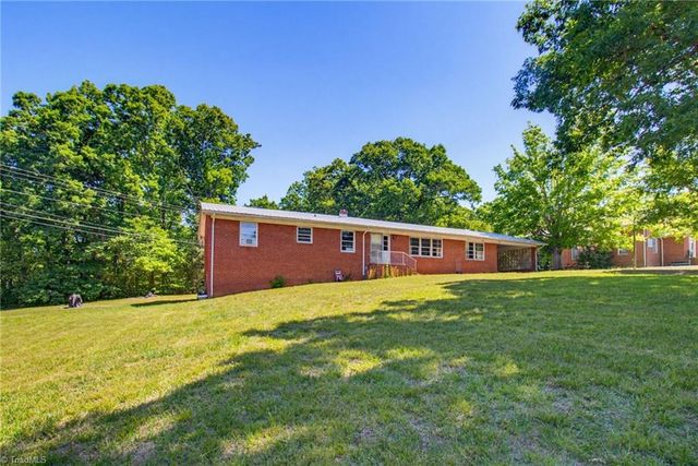 605 Clarksbury Church Road, Thomasville, NC 27360