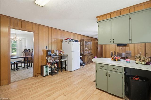 605 Clarksbury Church Road, Thomasville, NC 27360