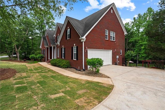 85 Costleys Bridge Drive, Oxford, GA 30054