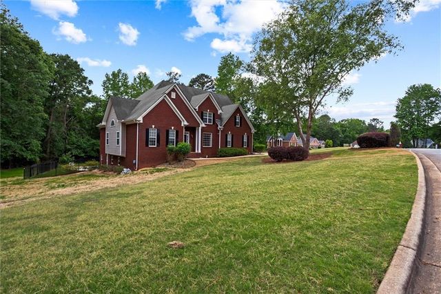 85 Costleys Bridge Drive, Oxford, GA 30054