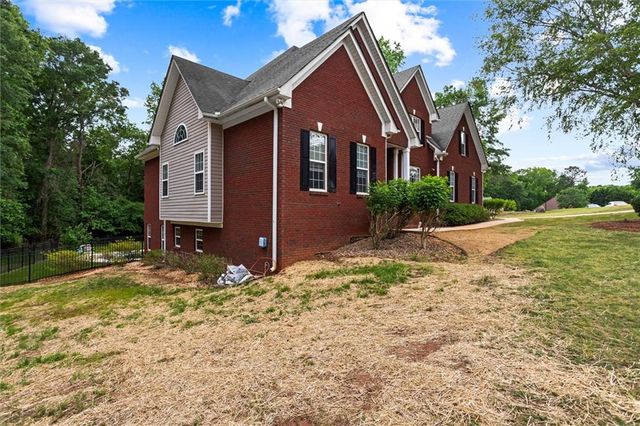 85 Costleys Bridge Drive, Oxford, GA 30054