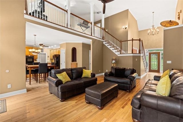 85 Costleys Bridge Drive, Oxford, GA 30054