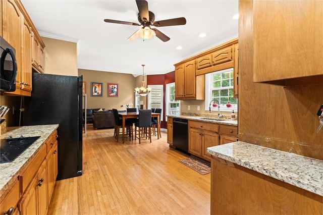 85 Costleys Bridge Drive, Oxford, GA 30054