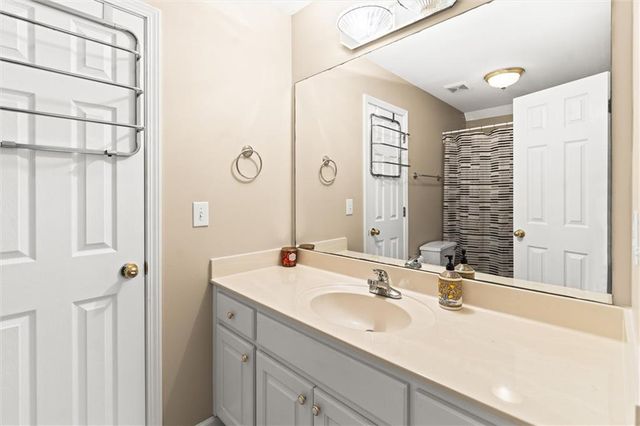 85 Costleys Bridge Drive, Oxford, GA 30054