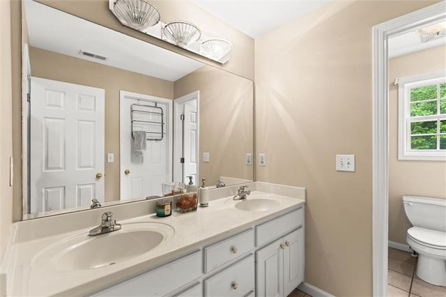 85 Costleys Bridge Drive, Oxford, GA 30054