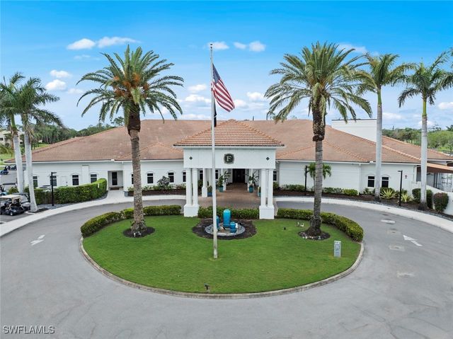 219 Fox Glen DR 1203, Naples, FL 34104