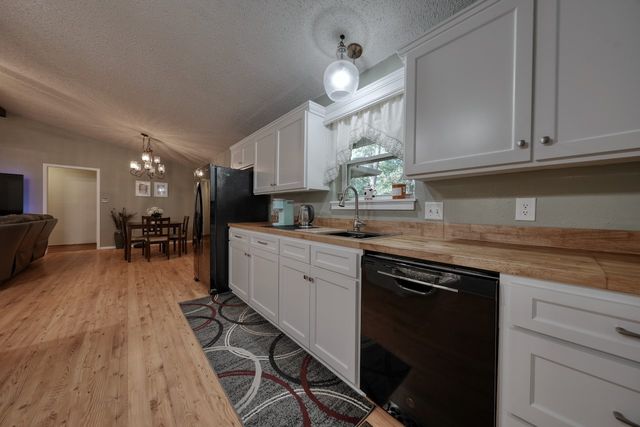 114 Hideaway Lane E, Hideaway, TX 75771