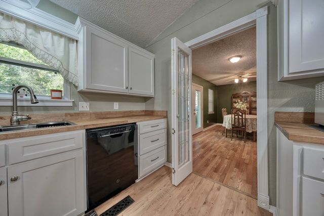 114 Hideaway Lane E, Hideaway, TX 75771