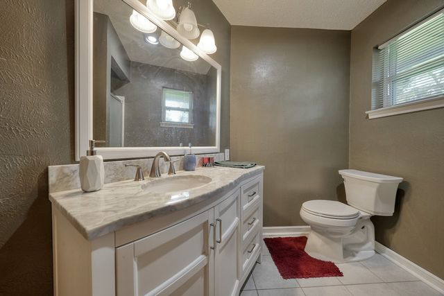 114 Hideaway Lane E, Hideaway, TX 75771