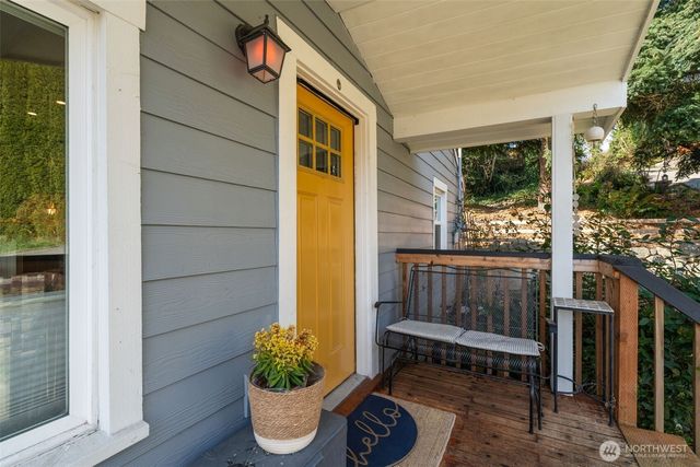 2827 NE Alder Street, Bremerton, WA 98310