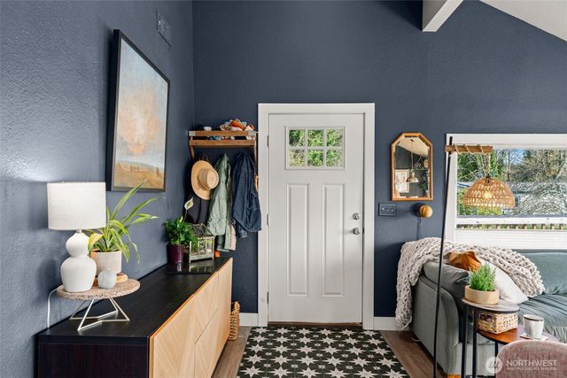 2827 NE Alder Street, Bremerton, WA 98310