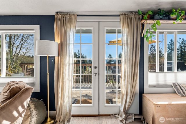 2827 NE Alder Street, Bremerton, WA 98310