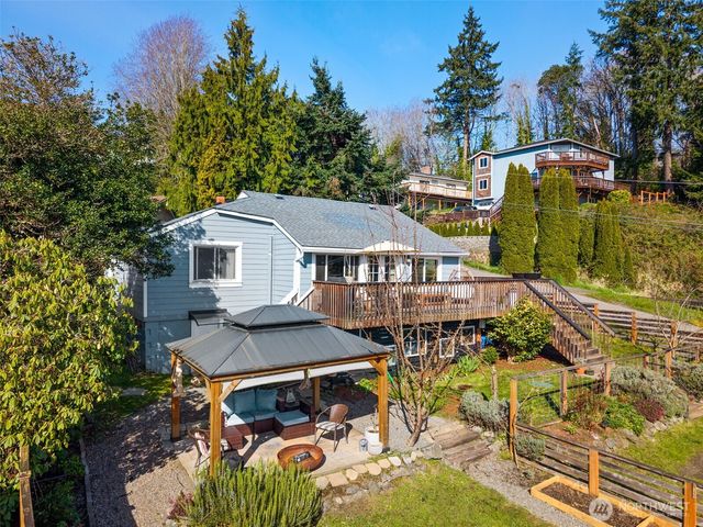 2827 NE Alder Street, Bremerton, WA 98310