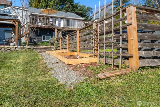 2827 NE Alder Street, Bremerton, WA 98310