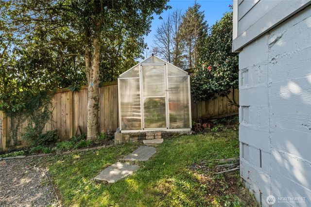 2827 NE Alder Street, Bremerton, WA 98310