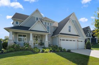 4264 Woodland Court, Minnetrista, MN 55331