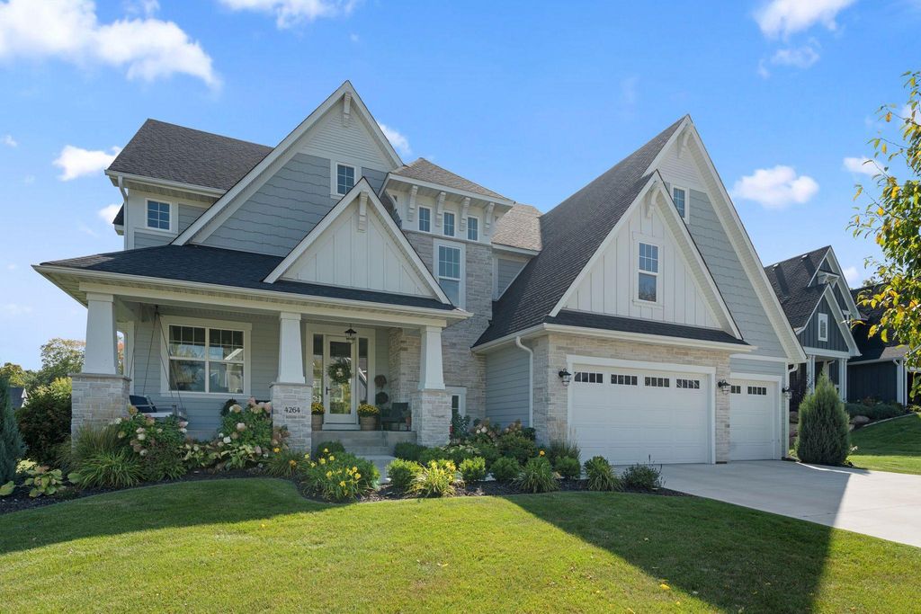 4264 Woodland Court, Minnetrista, MN 55331